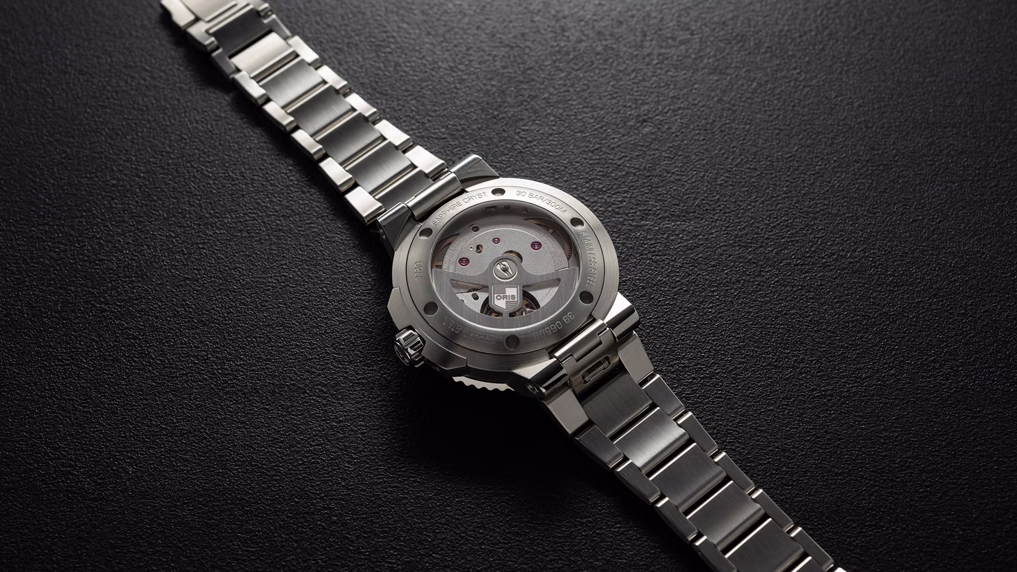 Aquis Date Calibre 400 41,5mm - Oris Detailansicht